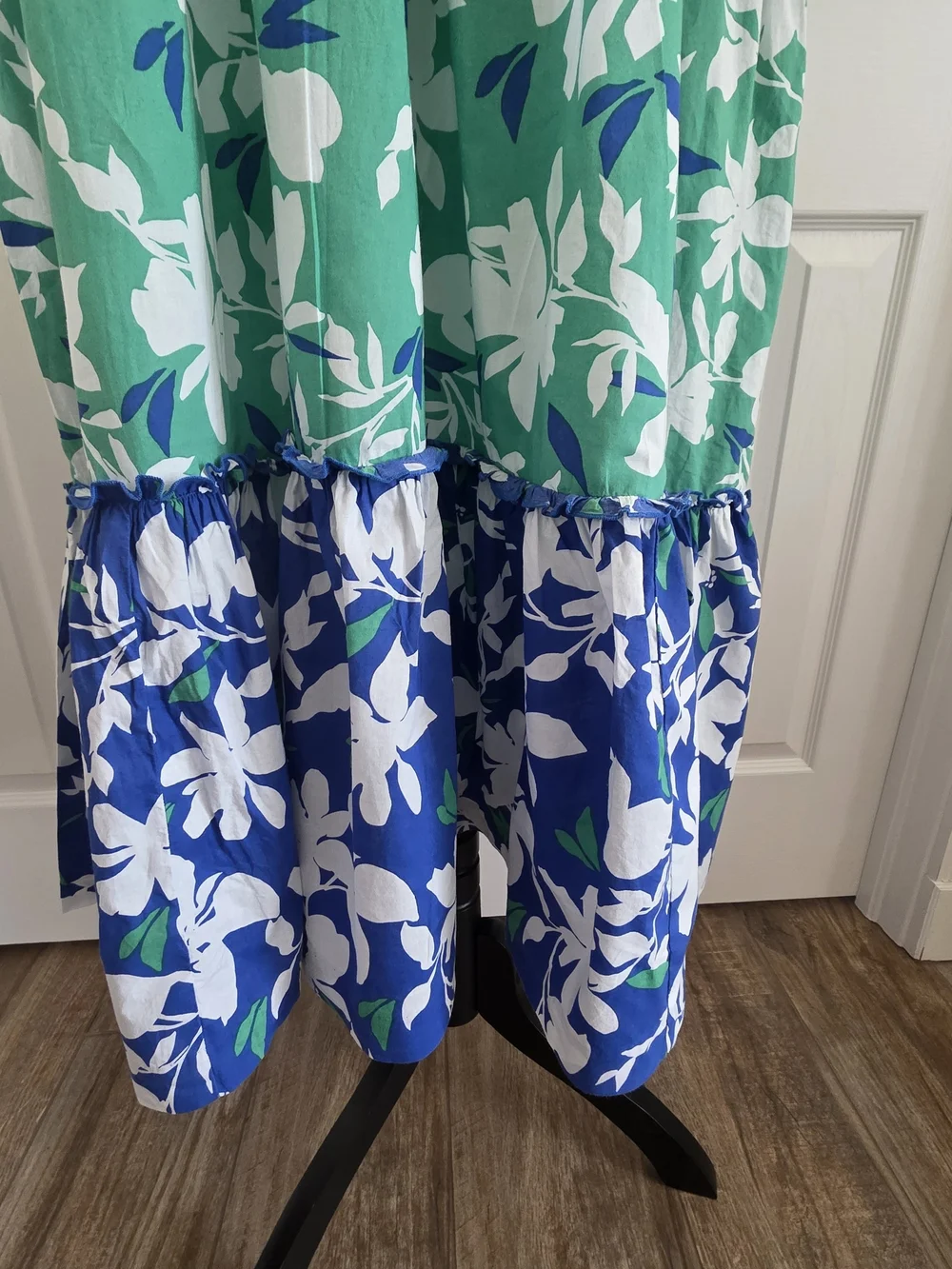 Southern Tide Green and Blue Floral Dress - Picture 10 of 13